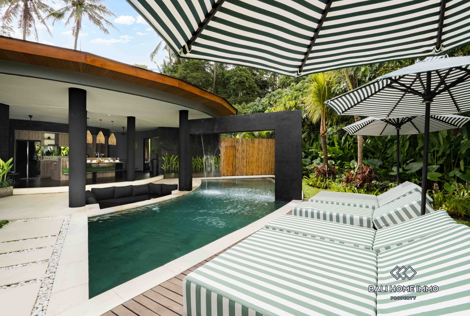 BRAND NEW 3 BEDROOMS VILLA WITH JUNGLE VIEWS FOR SALE AND RENT  IN UBUD view 14