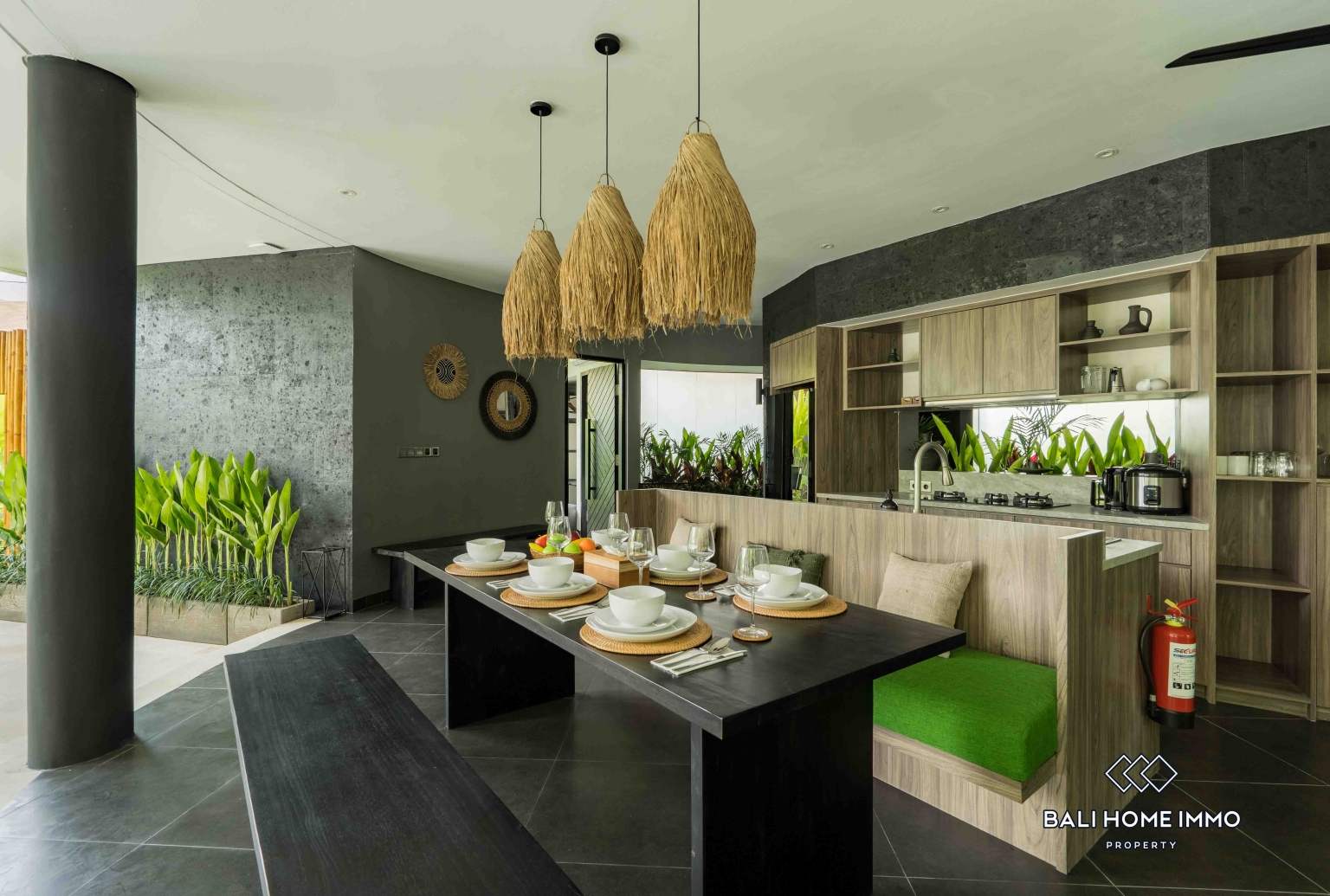 BRAND NEW 3 BEDROOMS VILLA WITH JUNGLE VIEWS FOR SALE AND RENT  IN UBUD view 5