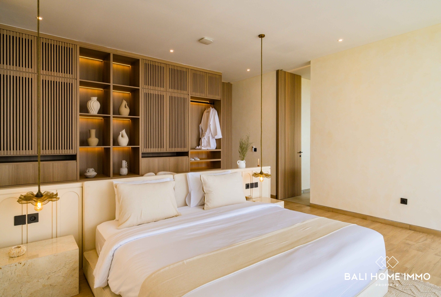 BRAND NEW 4 BEDROOM LUXURY VILLA FOR SALE FREEHOLD and Rent IN KUTUH view 14
