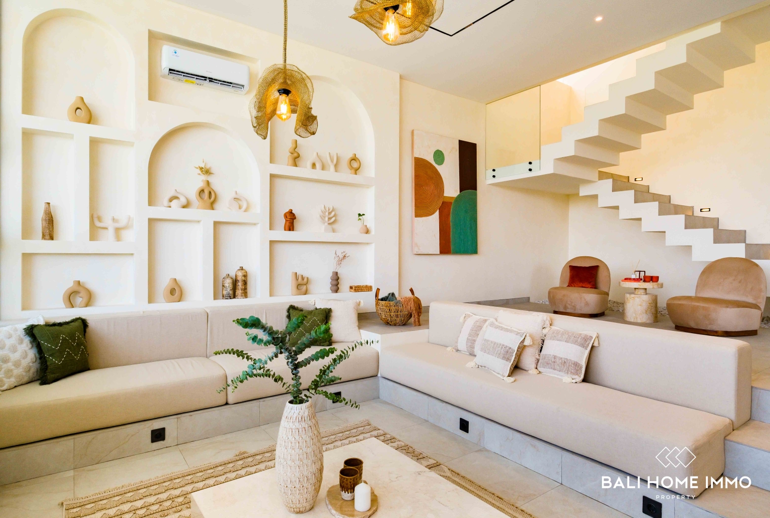 BRAND NEW 4 BEDROOM LUXURY VILLA FOR SALE FREEHOLD and Rent IN KUTUH view 4