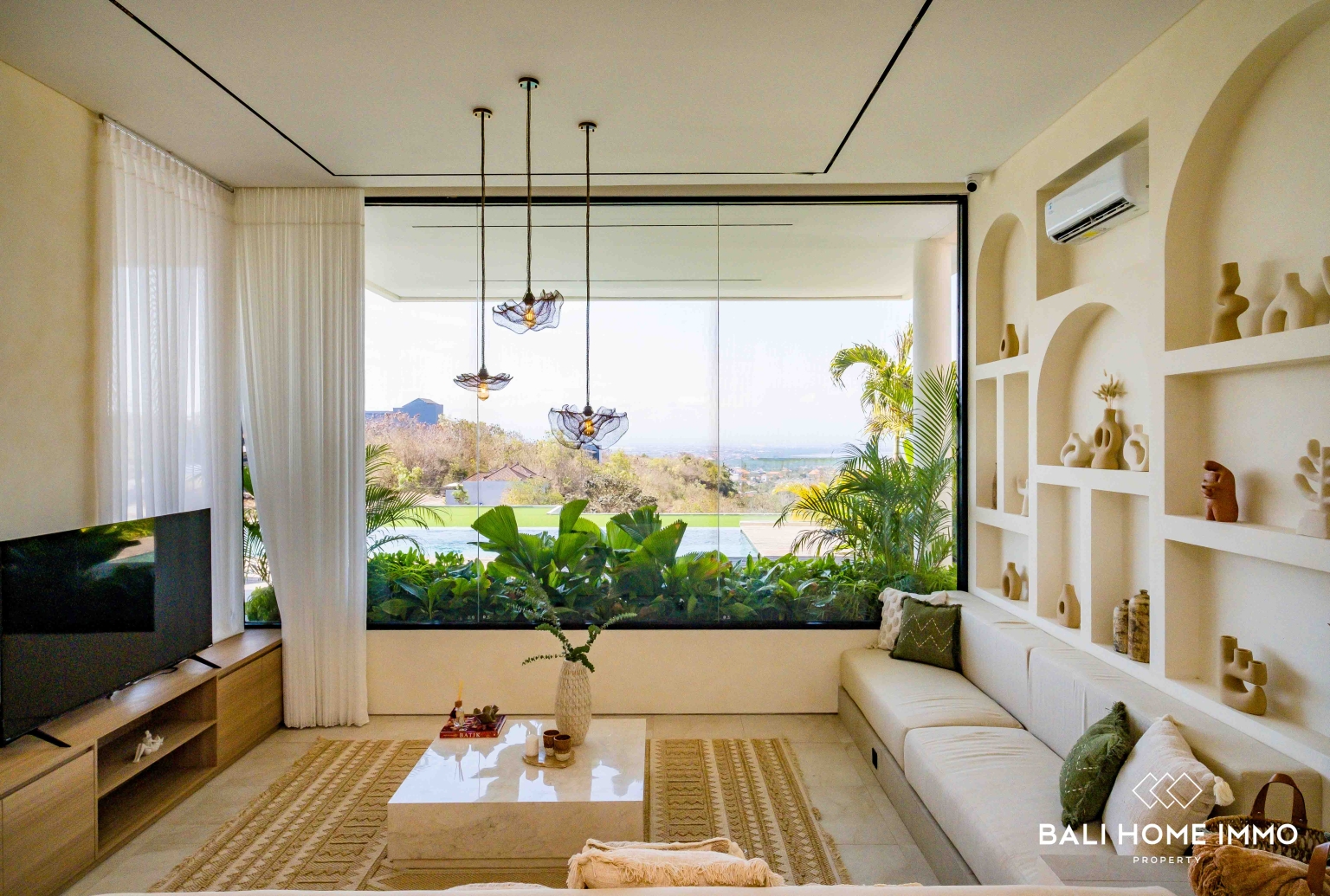 BRAND NEW 4 BEDROOM LUXURY VILLA FOR SALE FREEHOLD and Rent IN KUTUH view 7