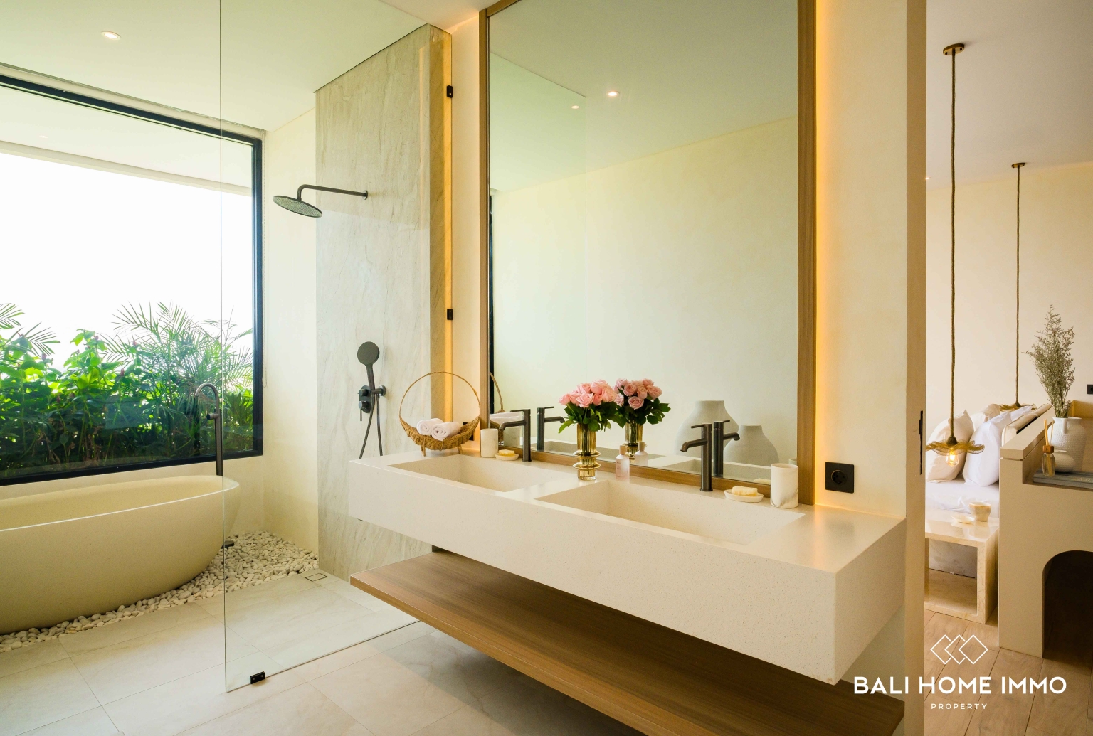 BRAND NEW 4 BEDROOM LUXURY VILLA FOR SALE FREEHOLD and Rent IN KUTUH view 20