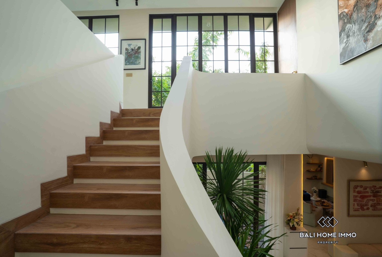 Brand new 4 Bedroom Modern Villa for sale leasehold in Padonan view 11