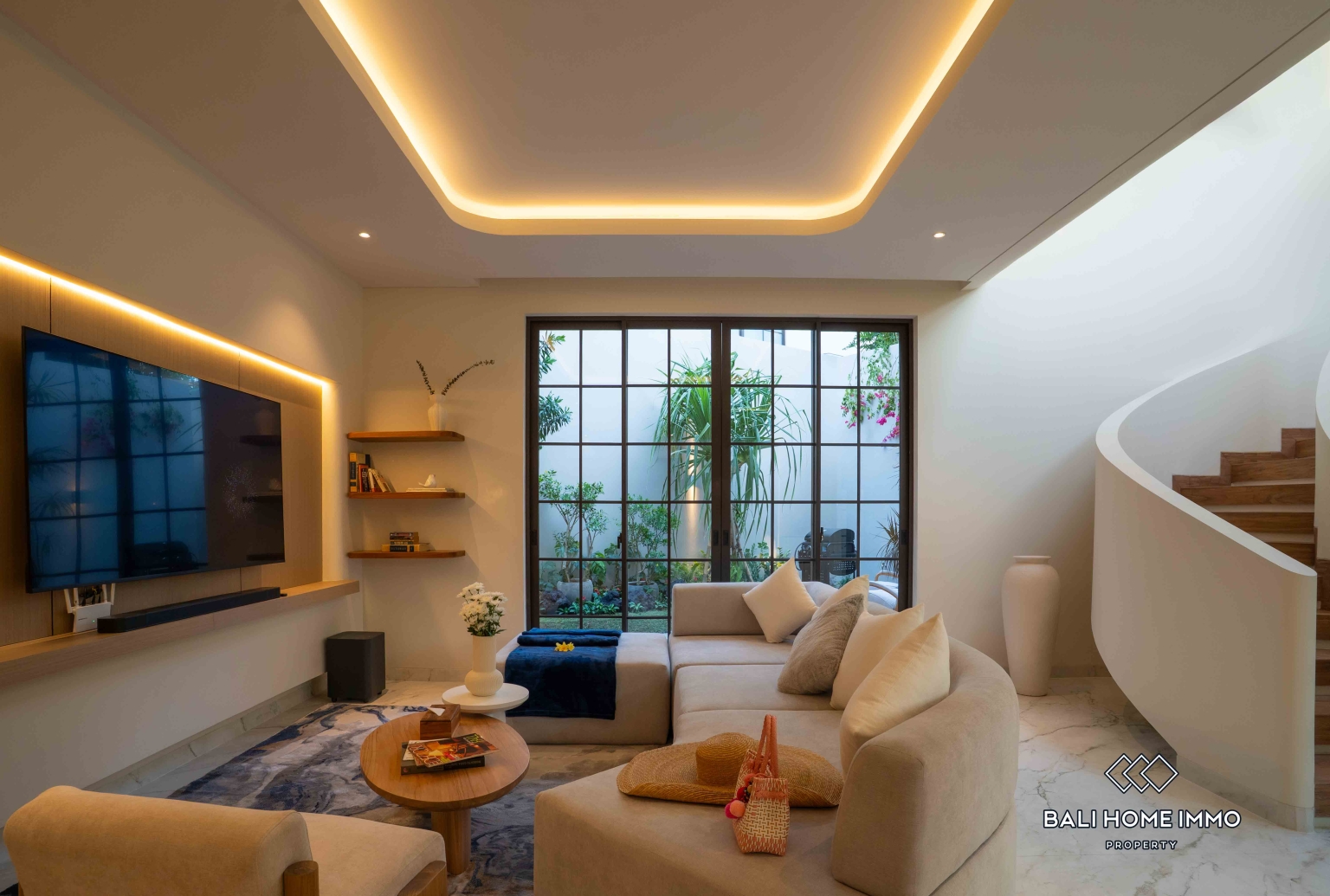 Brand new 4 Bedroom Modern Villa for sale leasehold in Padonan view 5