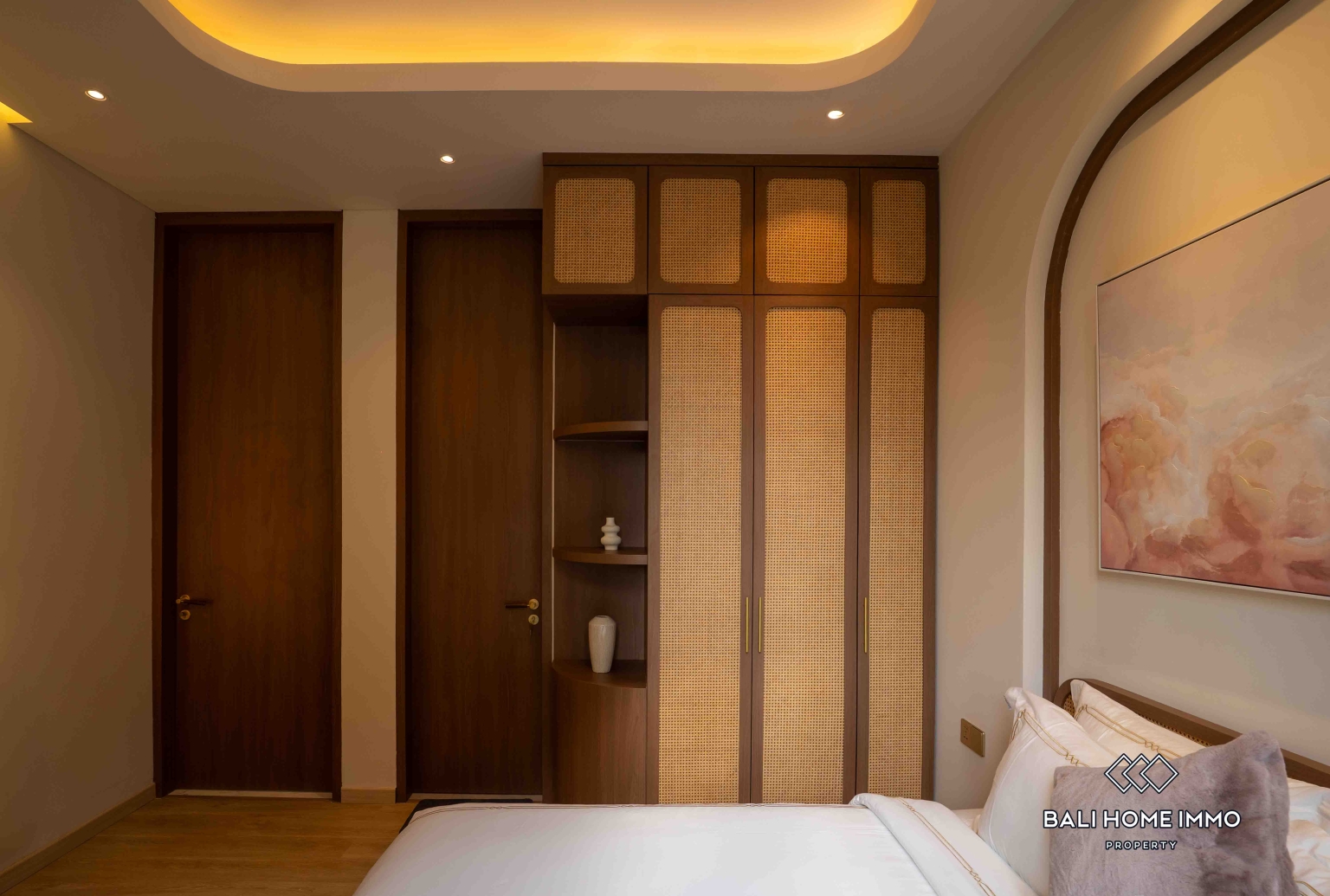 Brand new 4 Bedroom Modern Villa for sale leasehold in Padonan view 17