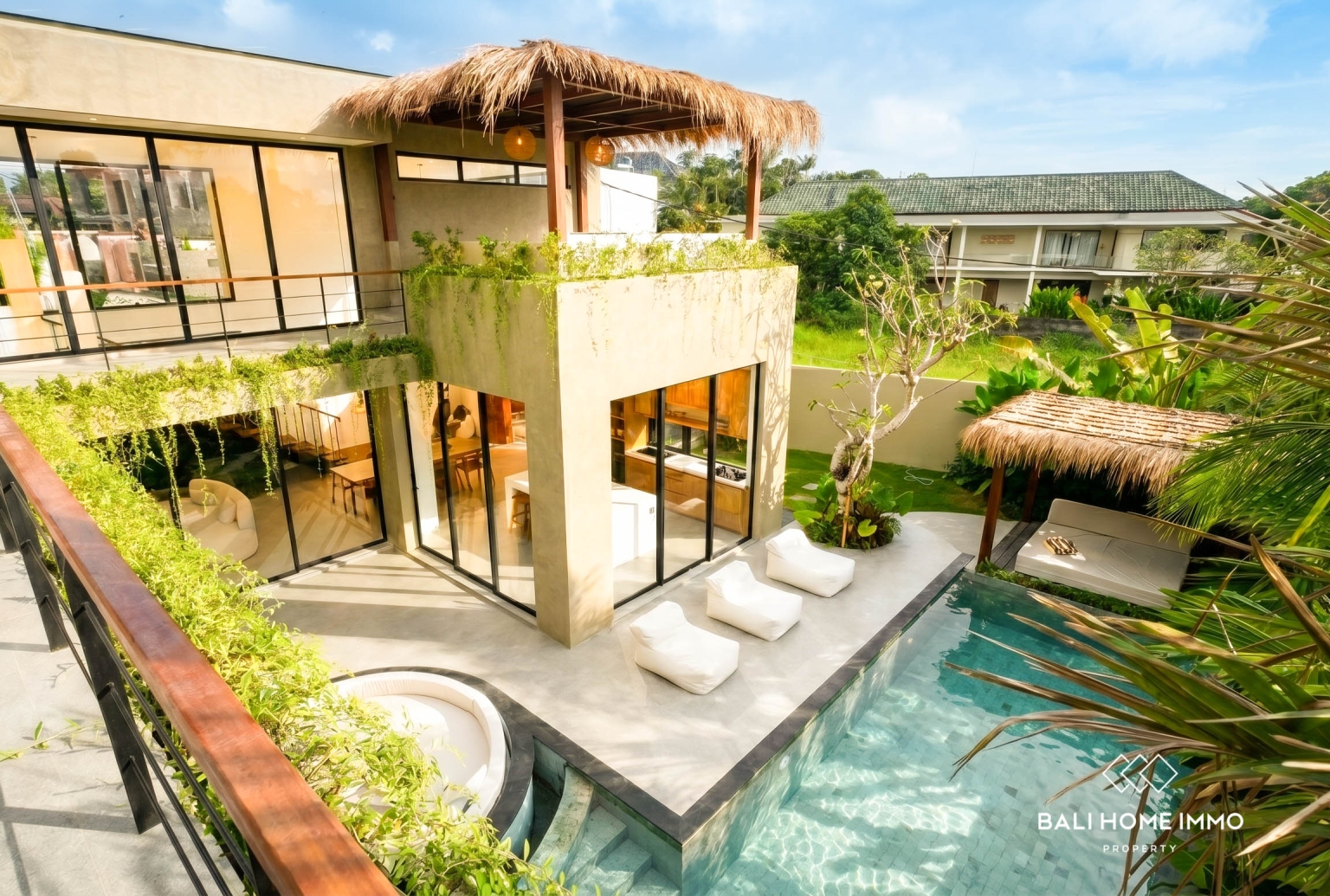 Villa Baru dengan 4 Kamar Dijual di Tumbak Bayuh view 20