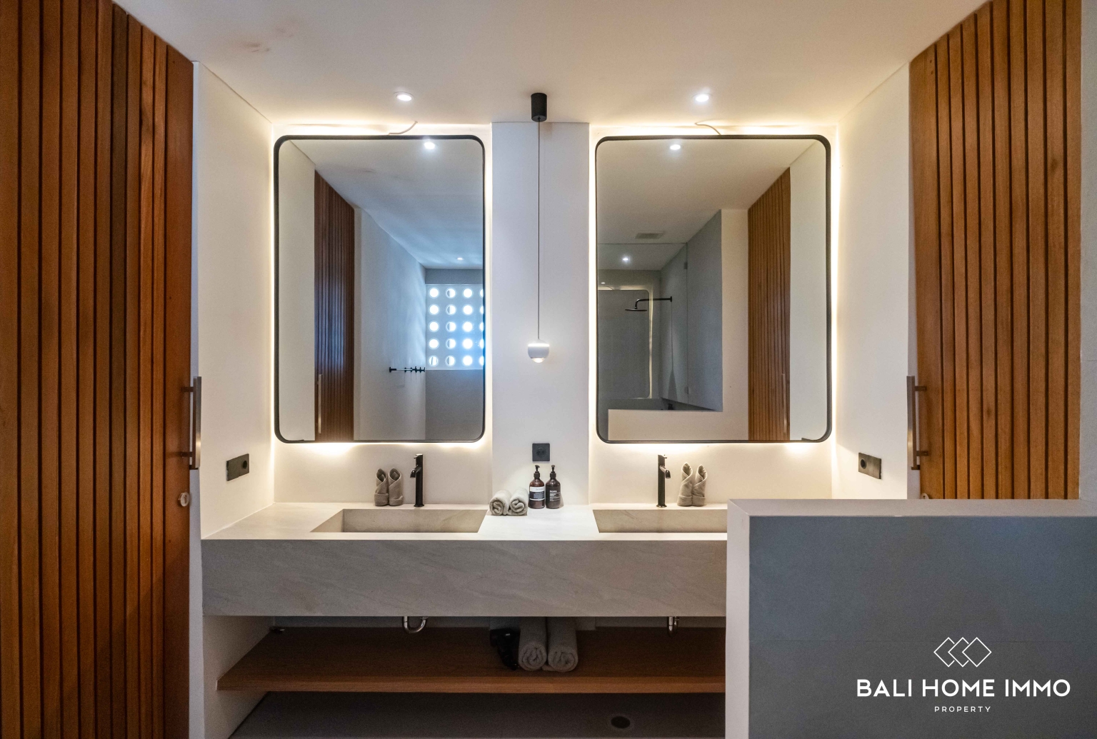 Brand New 4 Bedroom Villa for Sale in Umalas view 27