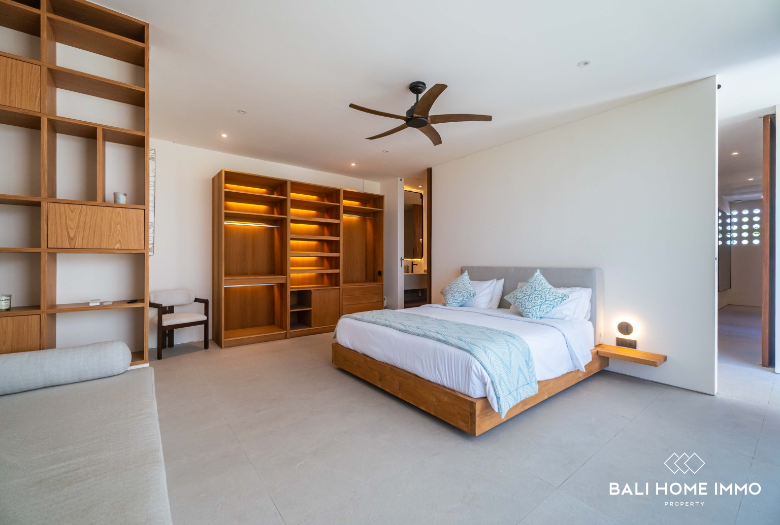 Brand New 4 Bedroom Villa for Sale in Umalas view 22
