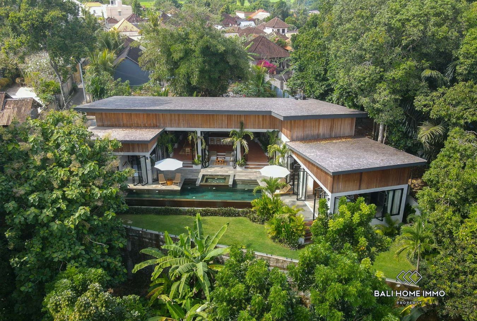Brand new 4 Bedroom villa for sale and rent in Bali - Buwit view 11