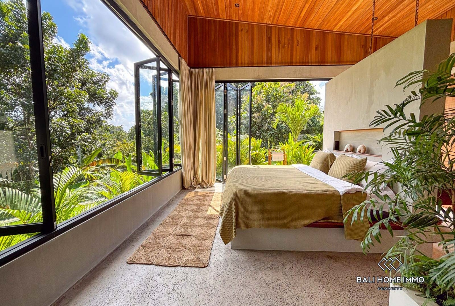 Brand new 4 Bedroom villa for sale and rent in Bali - Buwit view 17