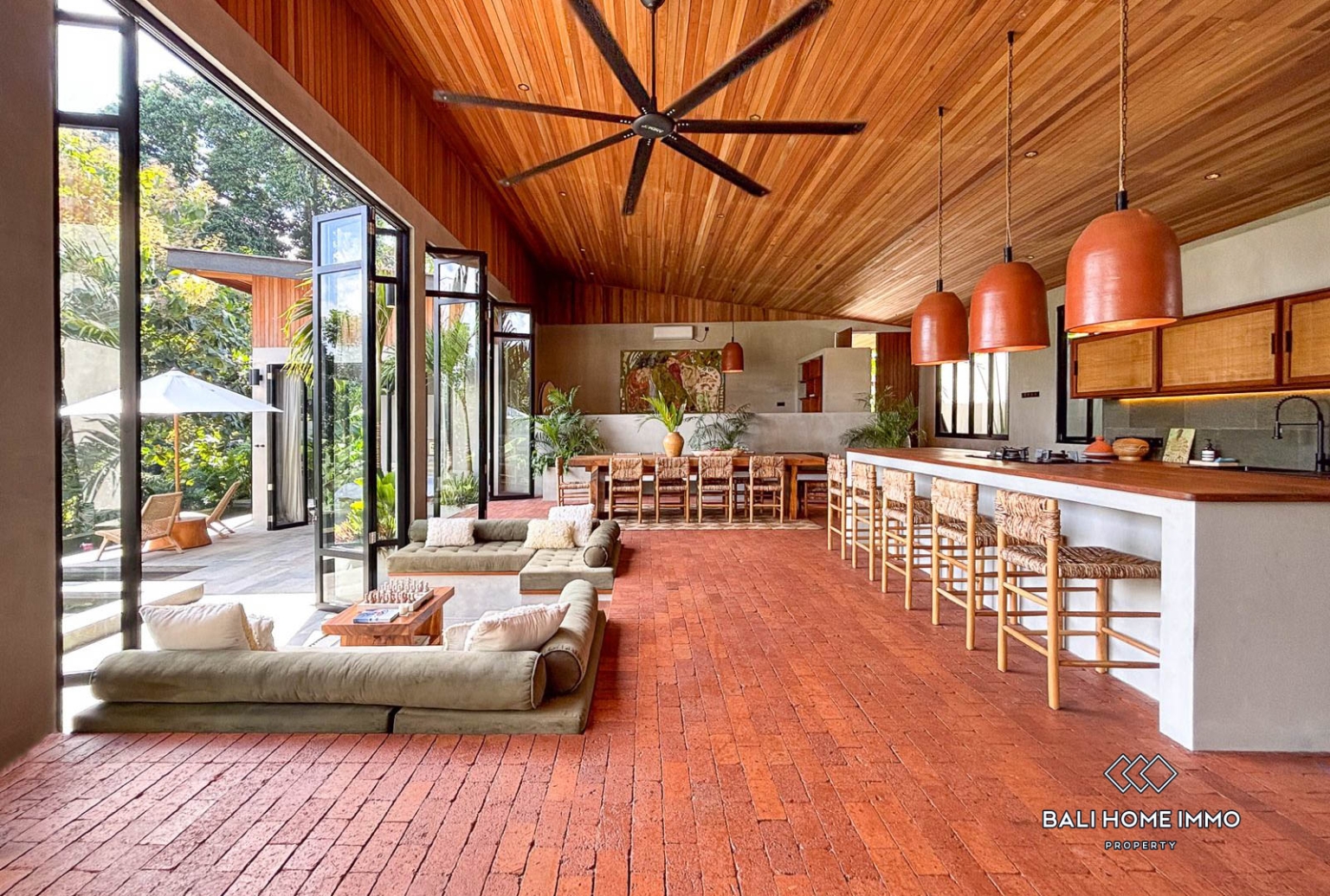 Brand new 4 Bedroom villa for sale and rent in Bali - Buwit view 5