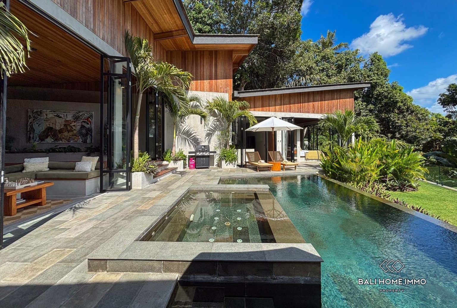 Brand new 4 Bedroom villa for sale and rent in Bali - Buwit view 24