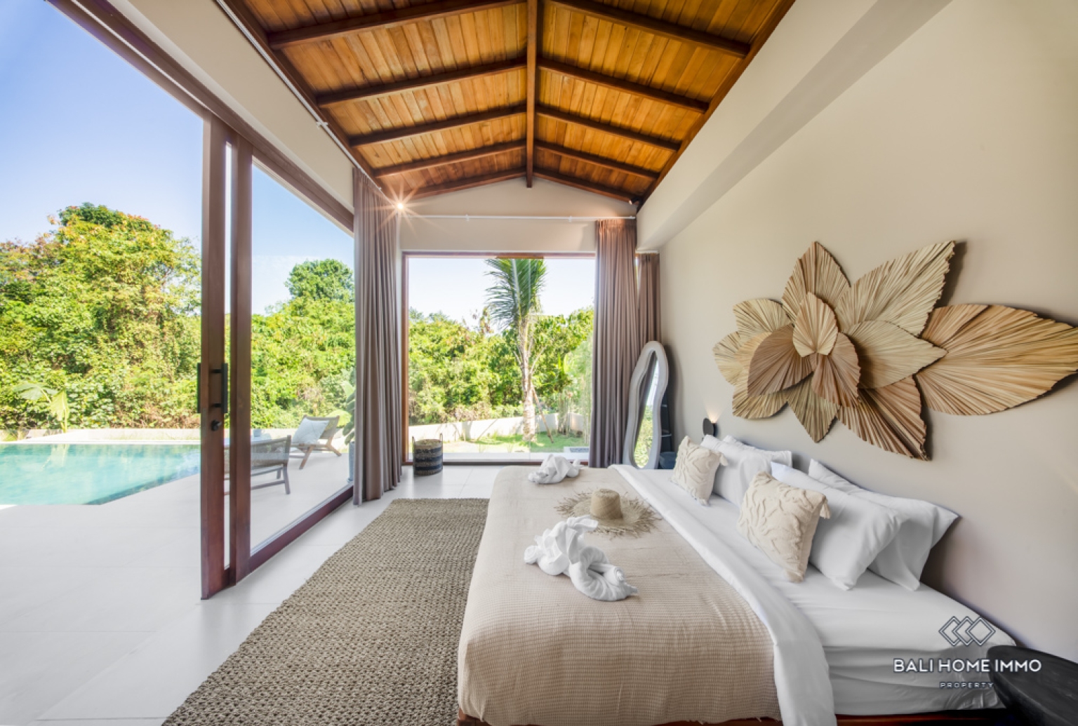 Villa Baru 4 Kamar Dijual dengan Status Hak Milik di Kawasan Perumahan Canggu, Bali view 13