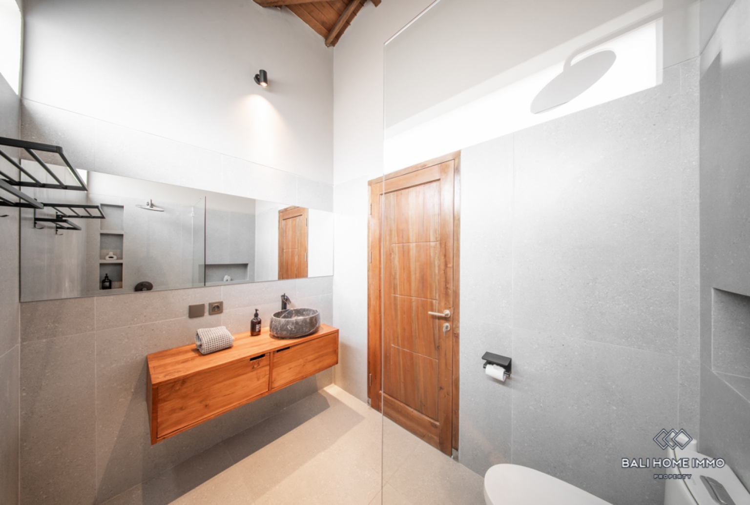 Villa Baru 4 Kamar Dijual dengan Status Hak Milik di Kawasan Perumahan Canggu, Bali view 15