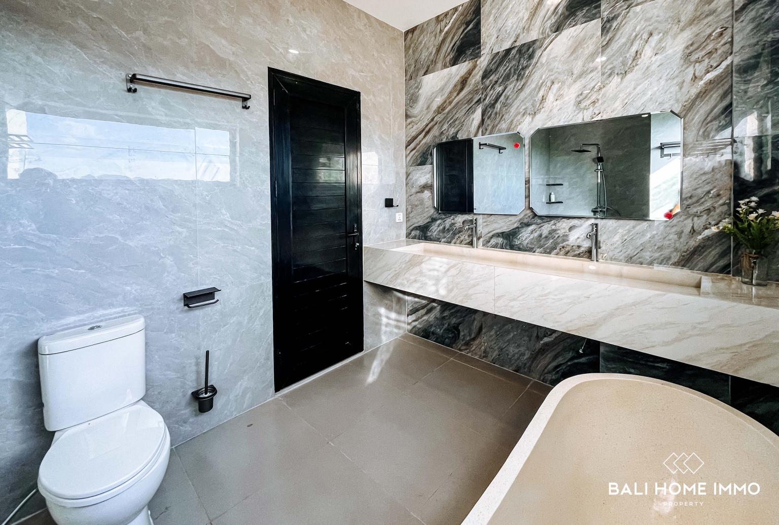 BRAND NEW 4 BEDROOMS VILLA FOR YEARLY RENTAL IN PANDAWA view 19