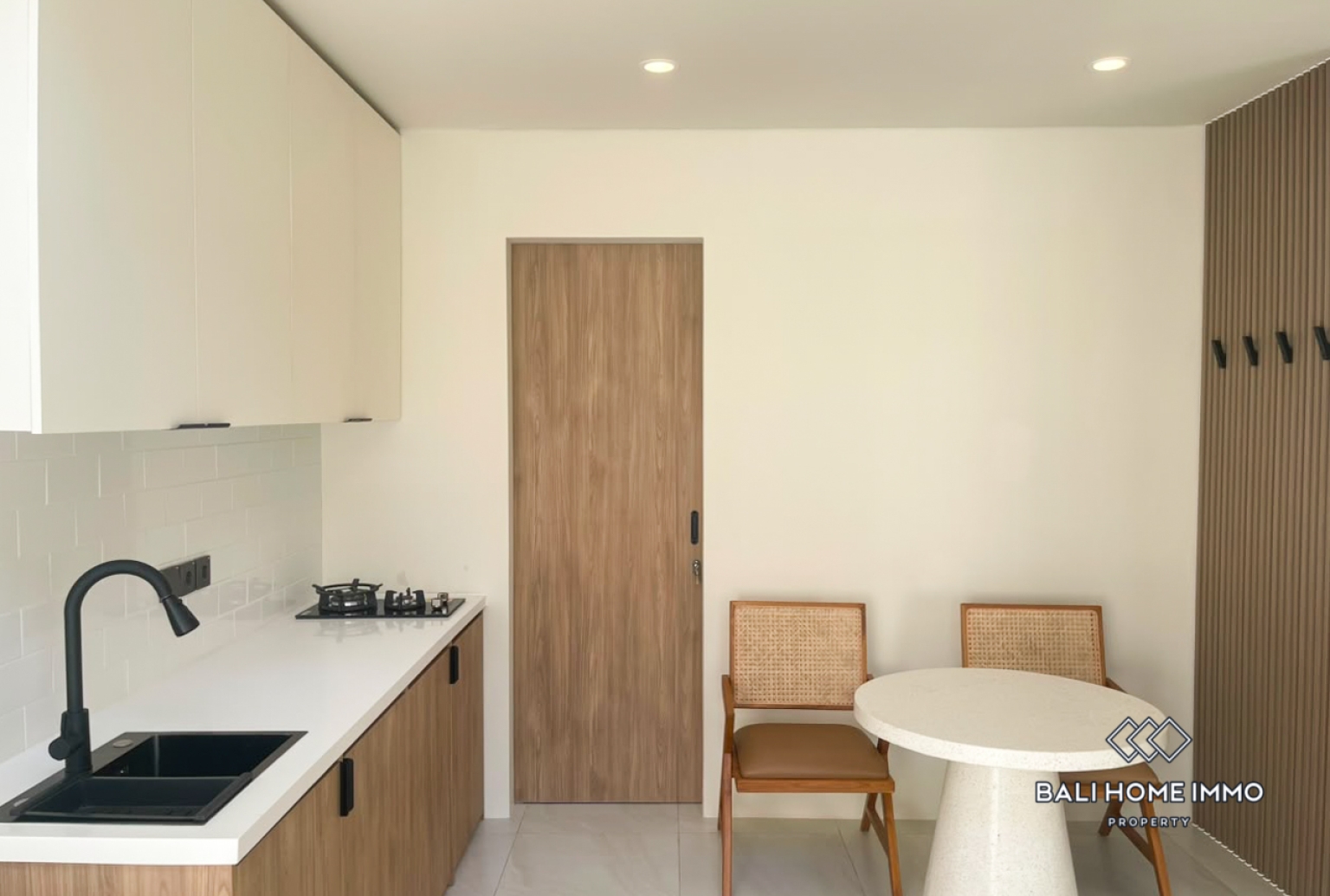 Villa neuve et confortable d'une chambre à vendre près de la plage de Nyang Nyang view 7