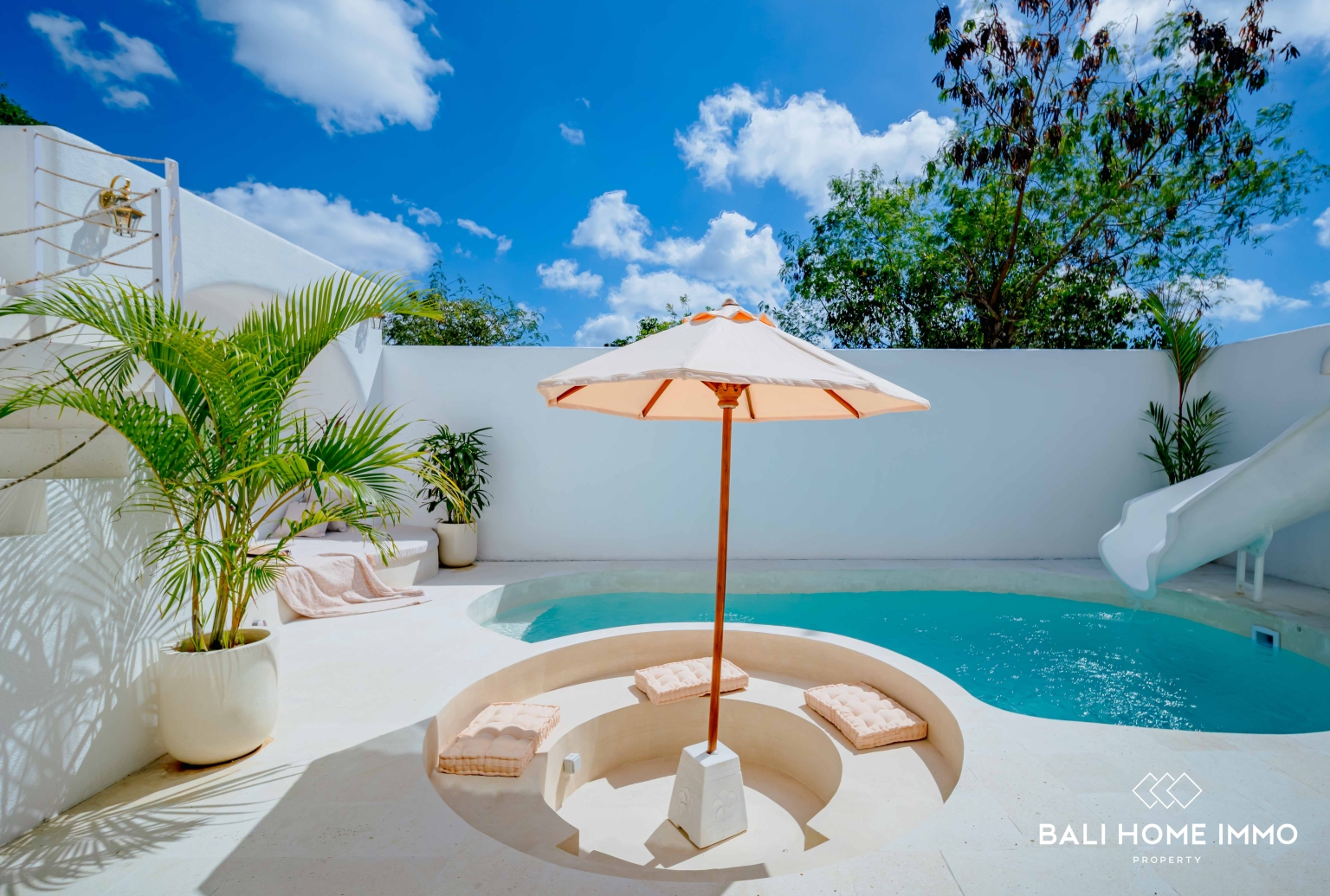 Villa Mediterania Tropis 2 Kamar Mewah BARU untuk dijual dekat Pantai Pandawa view 5
