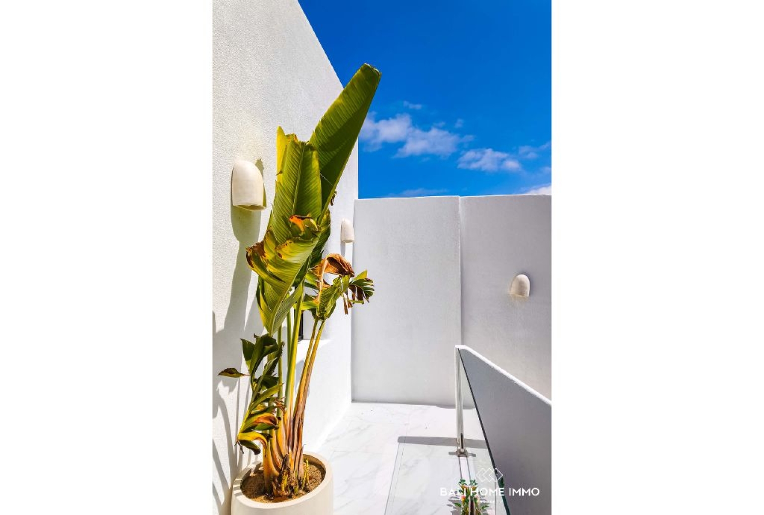 Superbe villa méditerranéenne tropicale neuve de 2 chambres à vendre près de la plage de Pandawa view 14