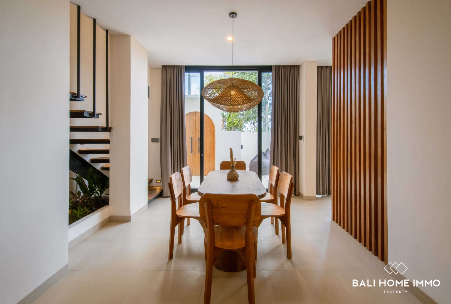 Villa neuve et exquise de 3 chambres avec vue sur l'océan à vendre à Ungasan view 10