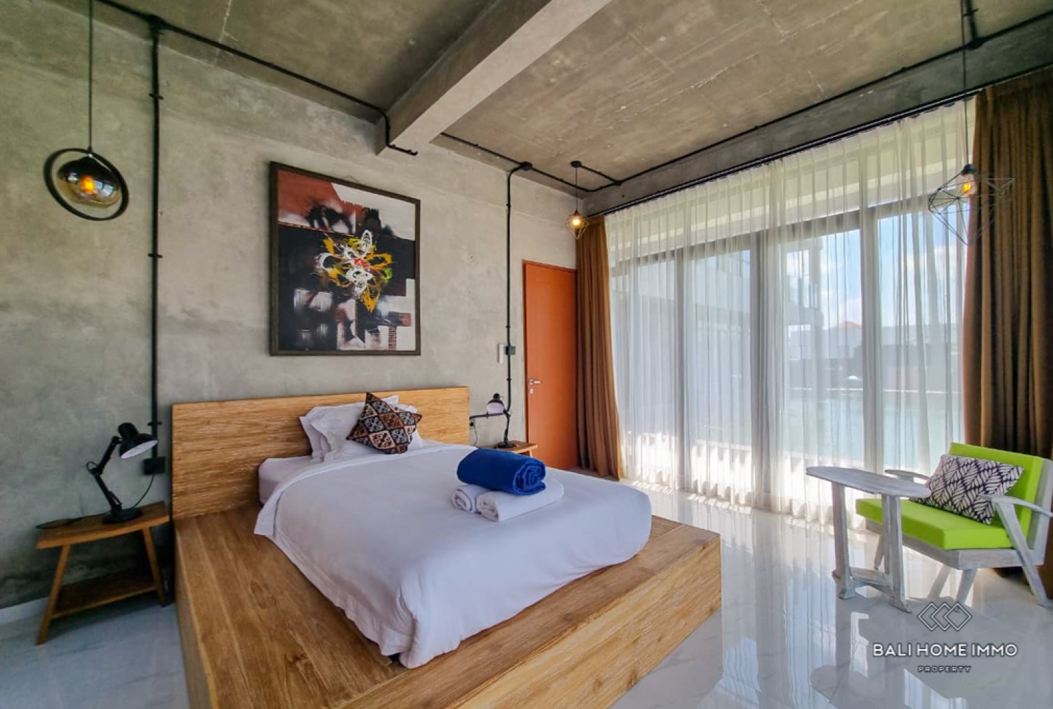 Brand New Industrial 5 Bedroom Villa for Yearly Rental in Bali Tanah Lot East Side view 18