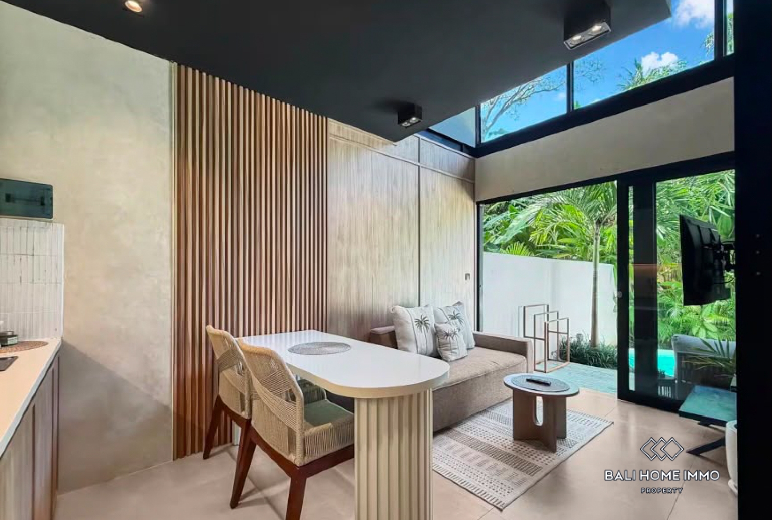 Brand new loft villa with jungle view for sale in Canggu Babakan view 3