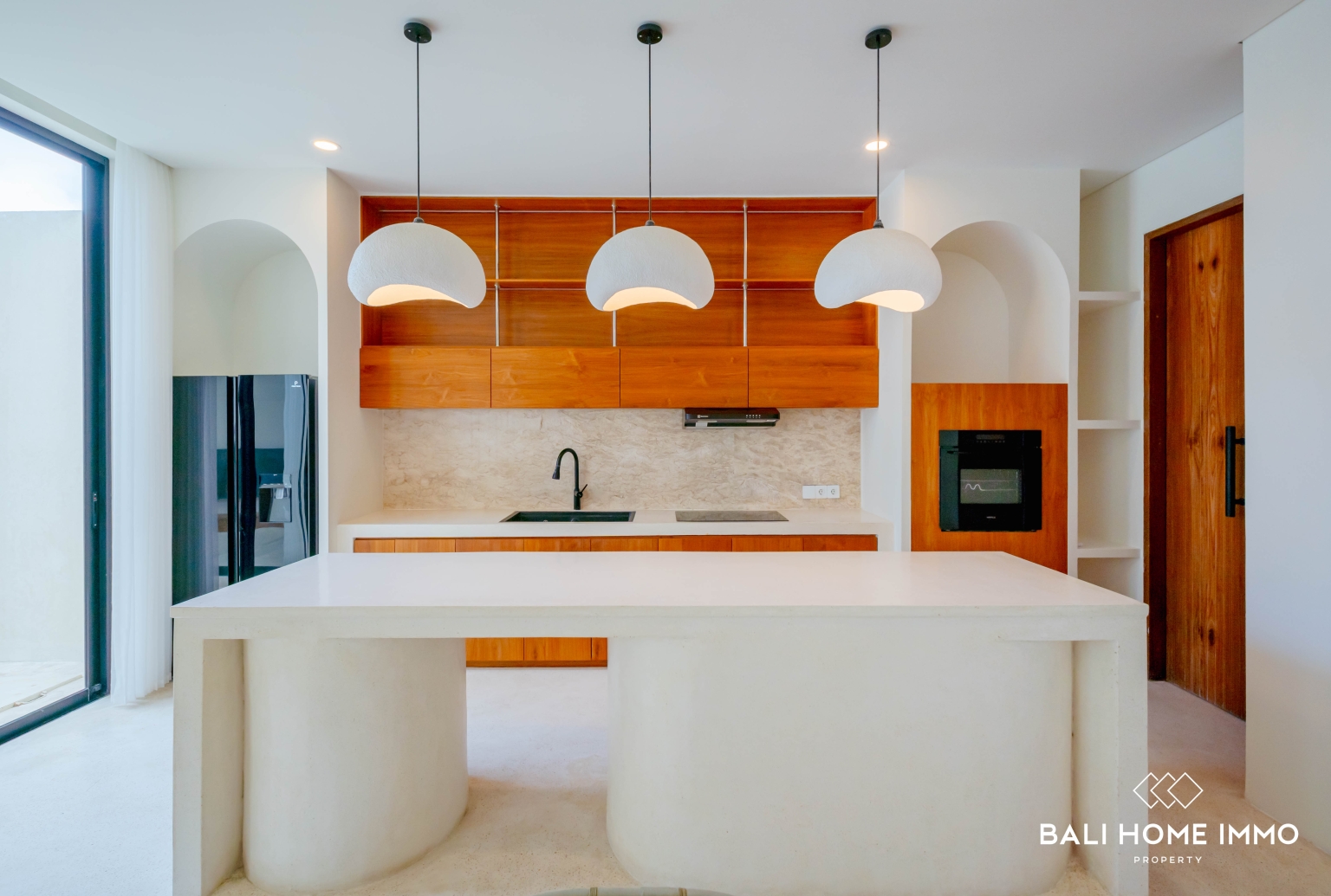Dijual dan Disewakan Villa 4 Kamar Tidur Mewah Baru Dekat Pantai Karma view 10