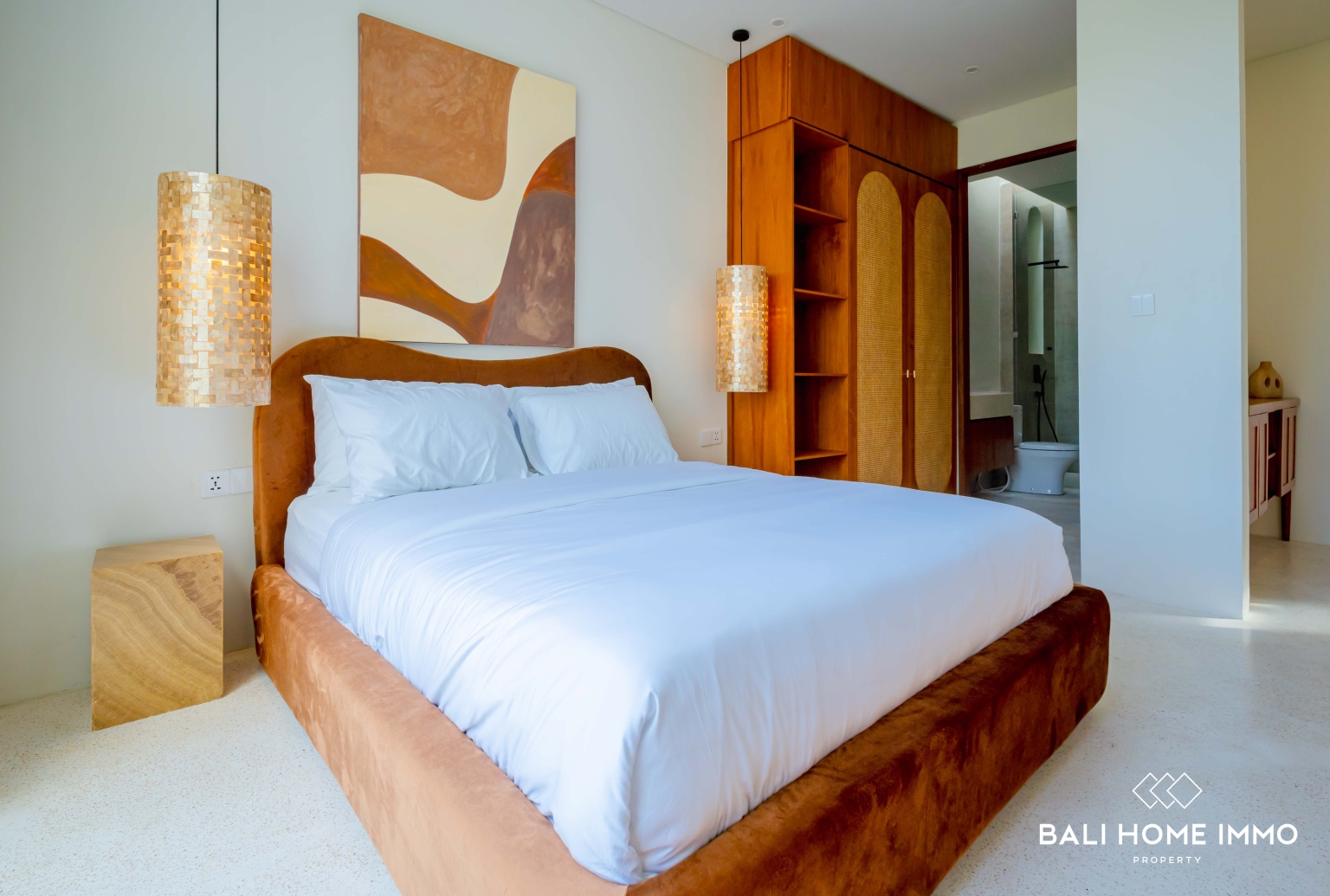 Dijual dan Disewakan Villa 4 Kamar Tidur Mewah Baru Dekat Pantai Karma view 15