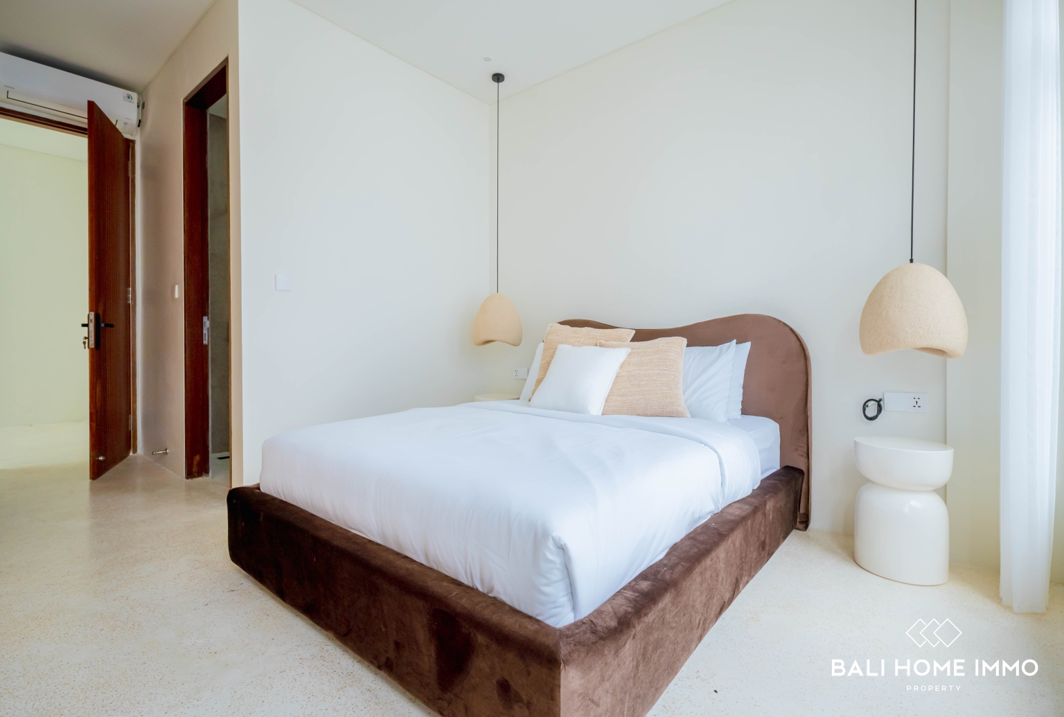 Dijual dan Disewakan Villa 4 Kamar Tidur Mewah Baru Dekat Pantai Karma view 14