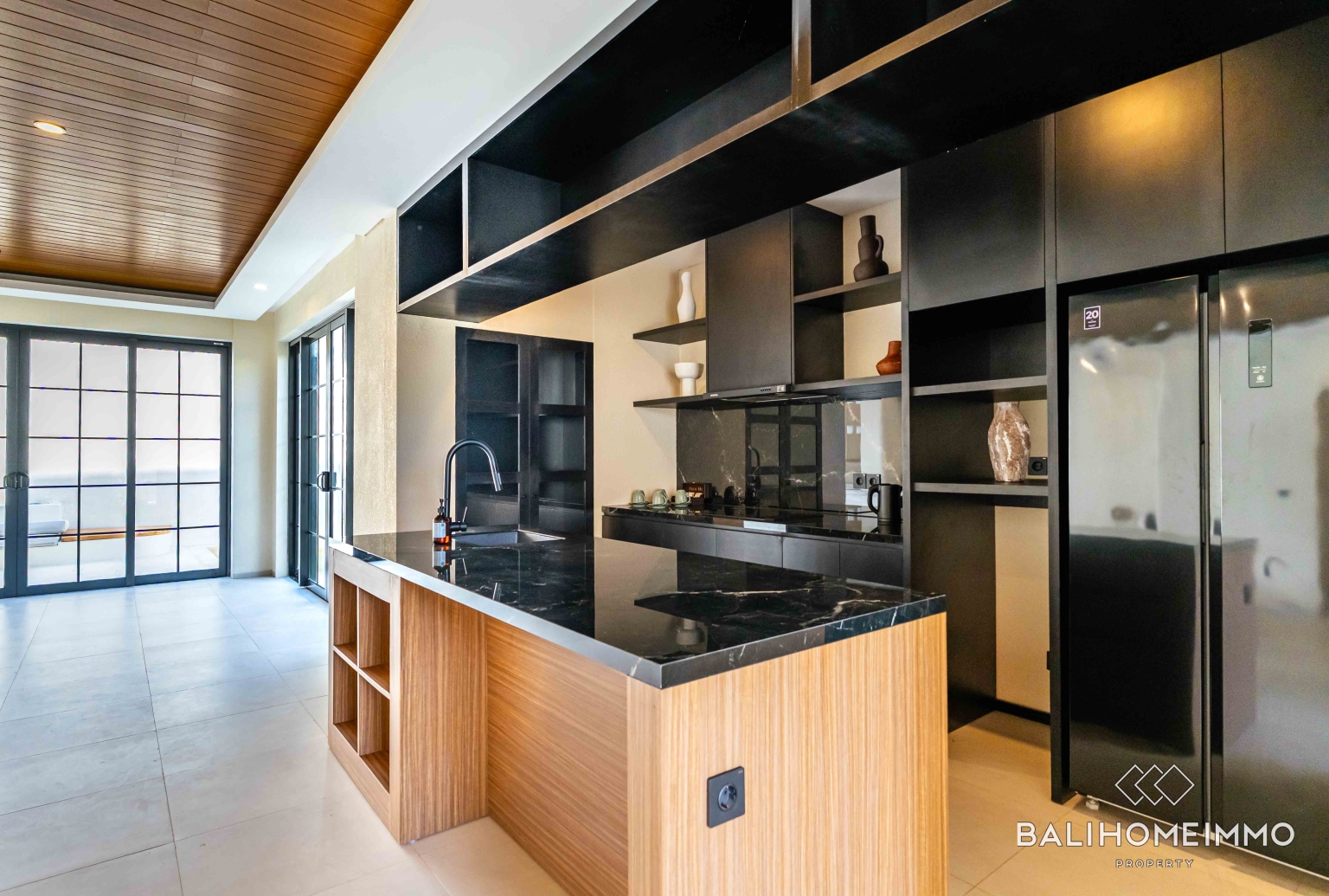 Brand new Luxury 3 Bedroom Villa for Sale and Rent in Berawa Canggu Bali view 11