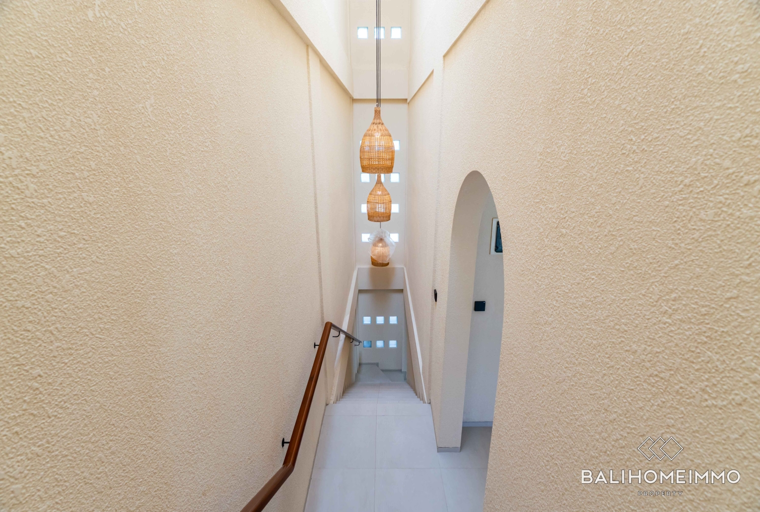 Brand new Luxury 3 Bedroom Villa for Sale and Rent in Berawa Canggu Bali view 14