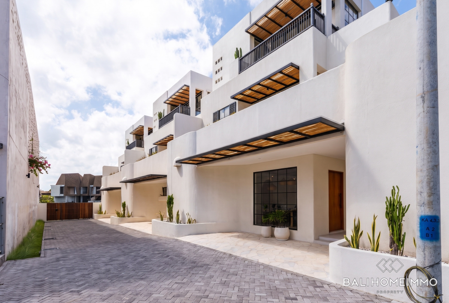 Brand new Luxury 3 Bedroom Villa for Sale and Rent in Berawa Canggu Bali view 30