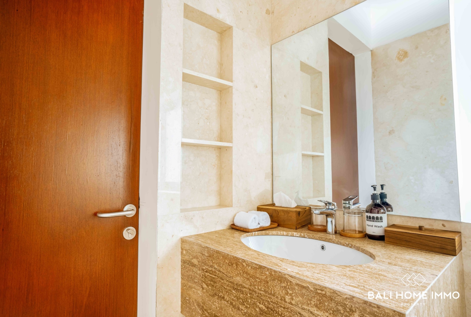 BRAND NEW Minimalist 1 Bedroom Beautiful Villa for Sale in Pandawa view 16