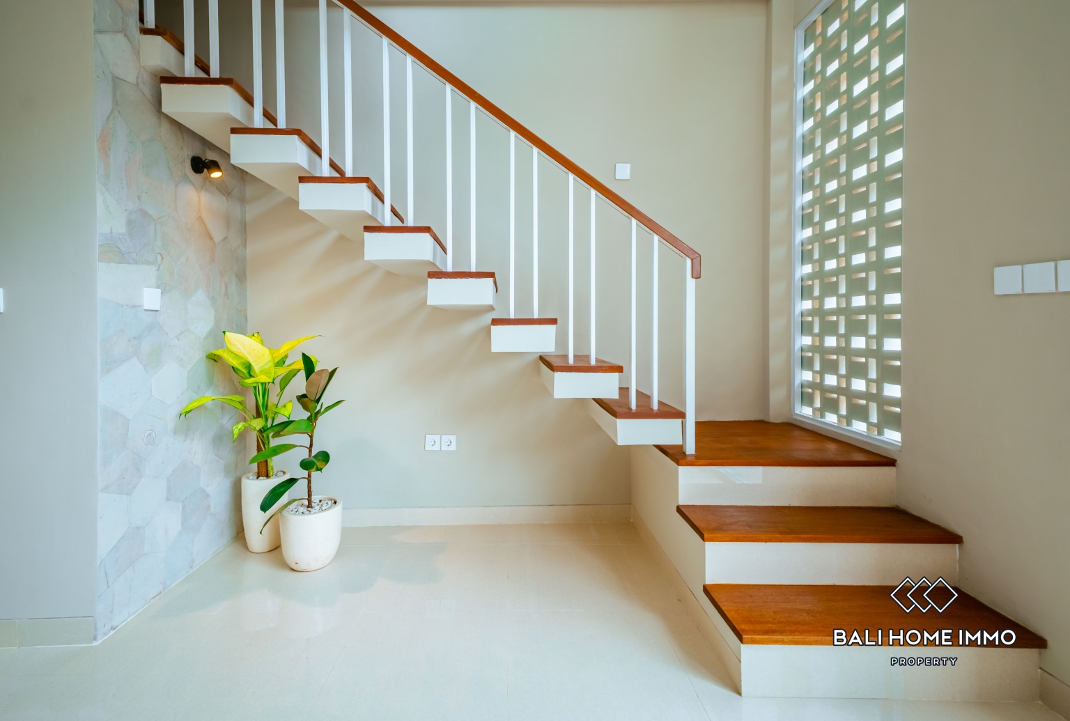 Brand New Modern 1 Bedroom Villa for Sale and Monthly Rental in the Heart of Pecatu view 6