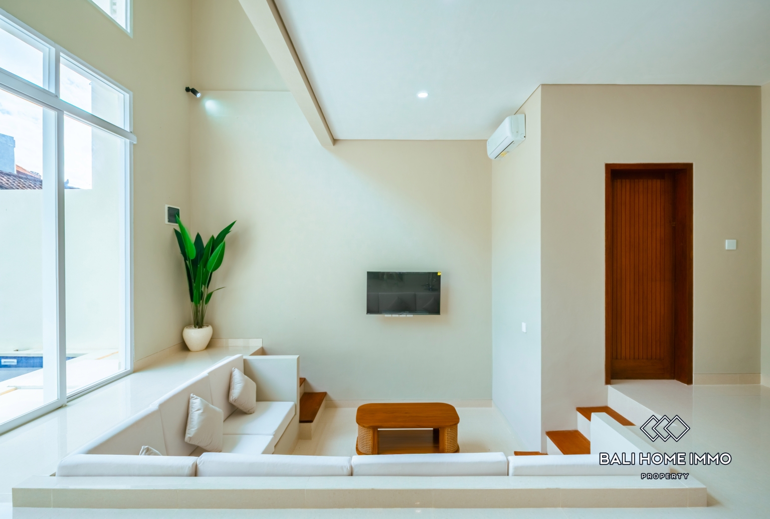 Brand New Modern 1 Bedroom Villa for Sale and Monthly Rental in the Heart of Pecatu view 9