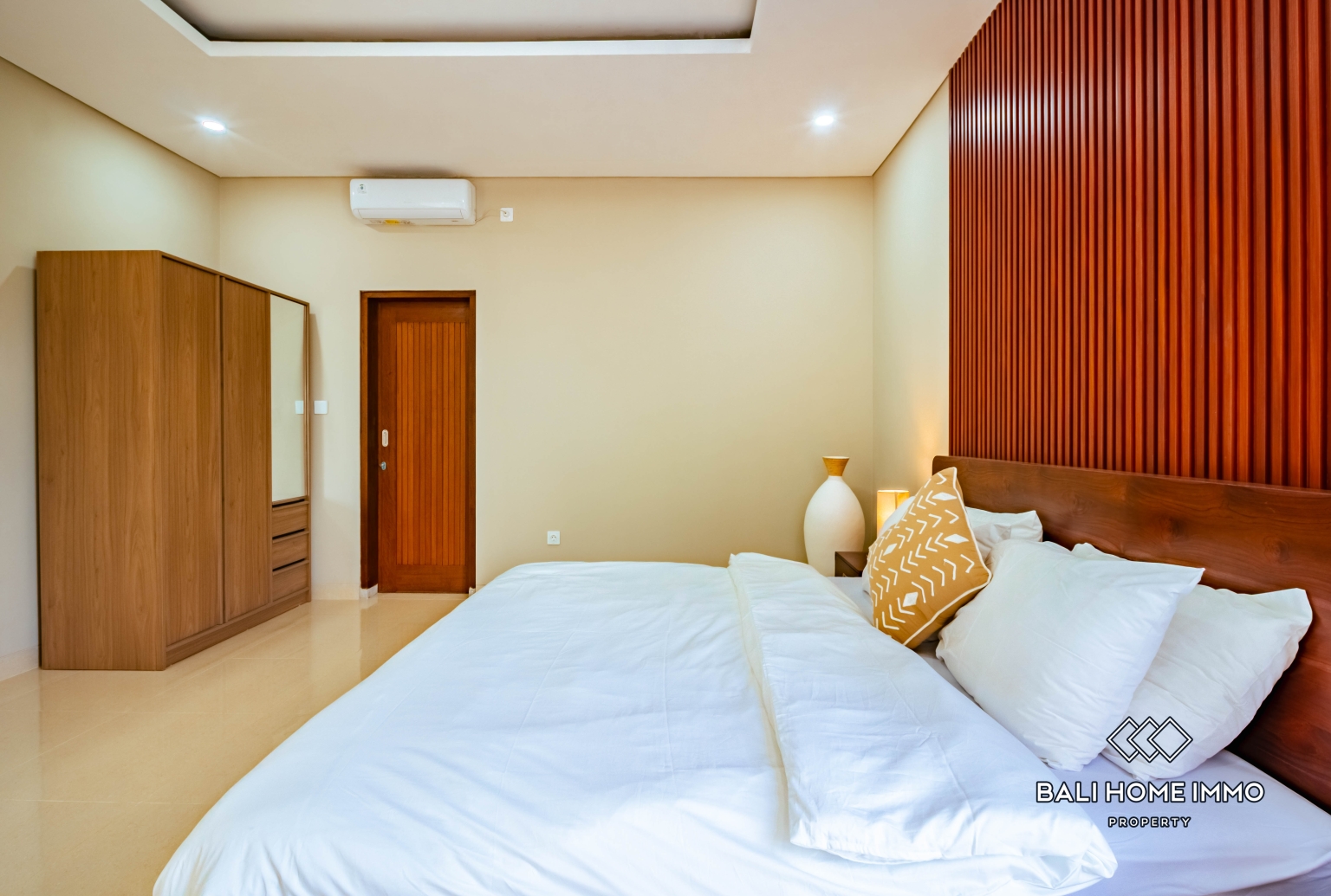 Brand New Modern 1 Bedroom Villa for Sale and Monthly Rental in the Heart of Pecatu view 15