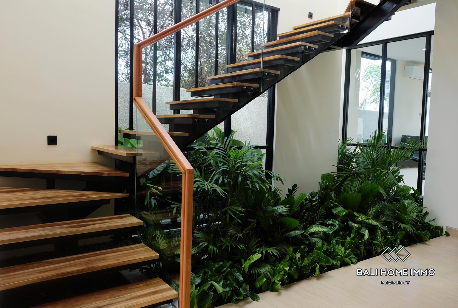 Brand New Modern 3 Bedroom Villa for Sale Freehold and Leasehold in Ungasan view 13