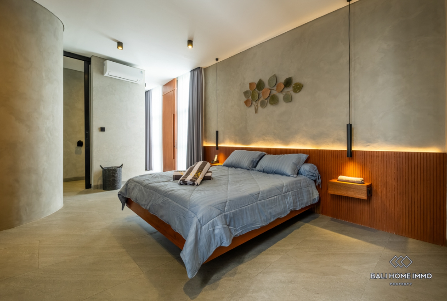 Brand New Modern 3 Bedroom Villa for Sale in Bali Seminyak Residential Side view 19