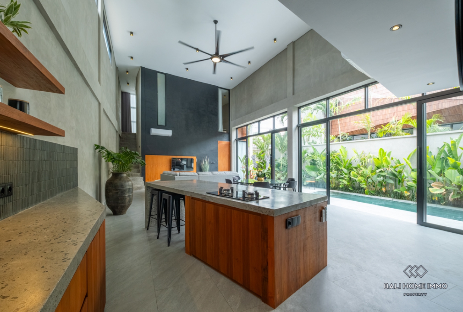 Brand New Modern 3 Bedroom Villa for Sale in Bali Seminyak Residential Side view 14