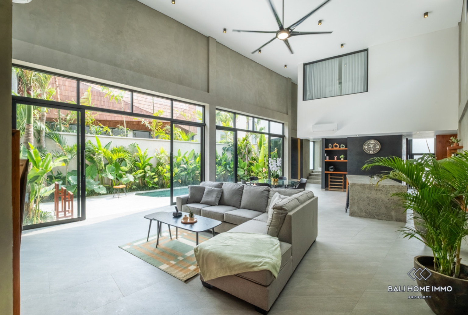 Brand New Modern 3 Bedroom Villa for Sale in Bali Seminyak Residential Side view 5