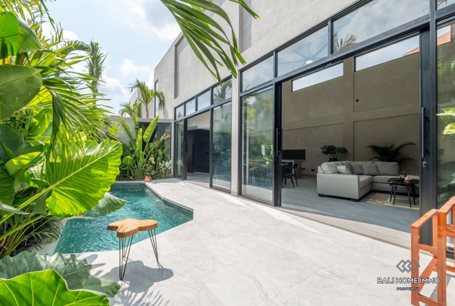 Brand New Modern 3 Bedroom Villa for Sale in Bali Seminyak Residential Side view 23