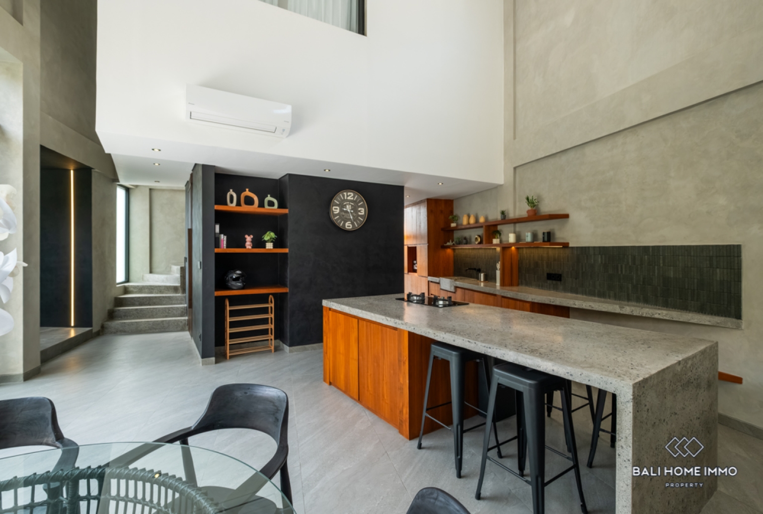 Brand New Modern 3 Bedroom Villa for Sale in Bali Seminyak Residential Side view 12