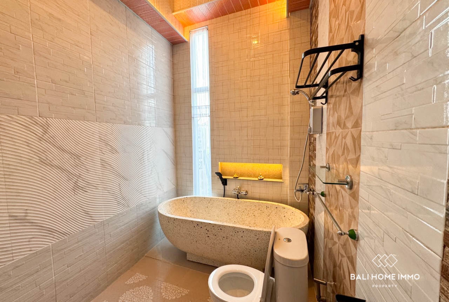 Brand New Open Living 3 Bedroom Villa For Rent In Tumbak Bayuh view 12