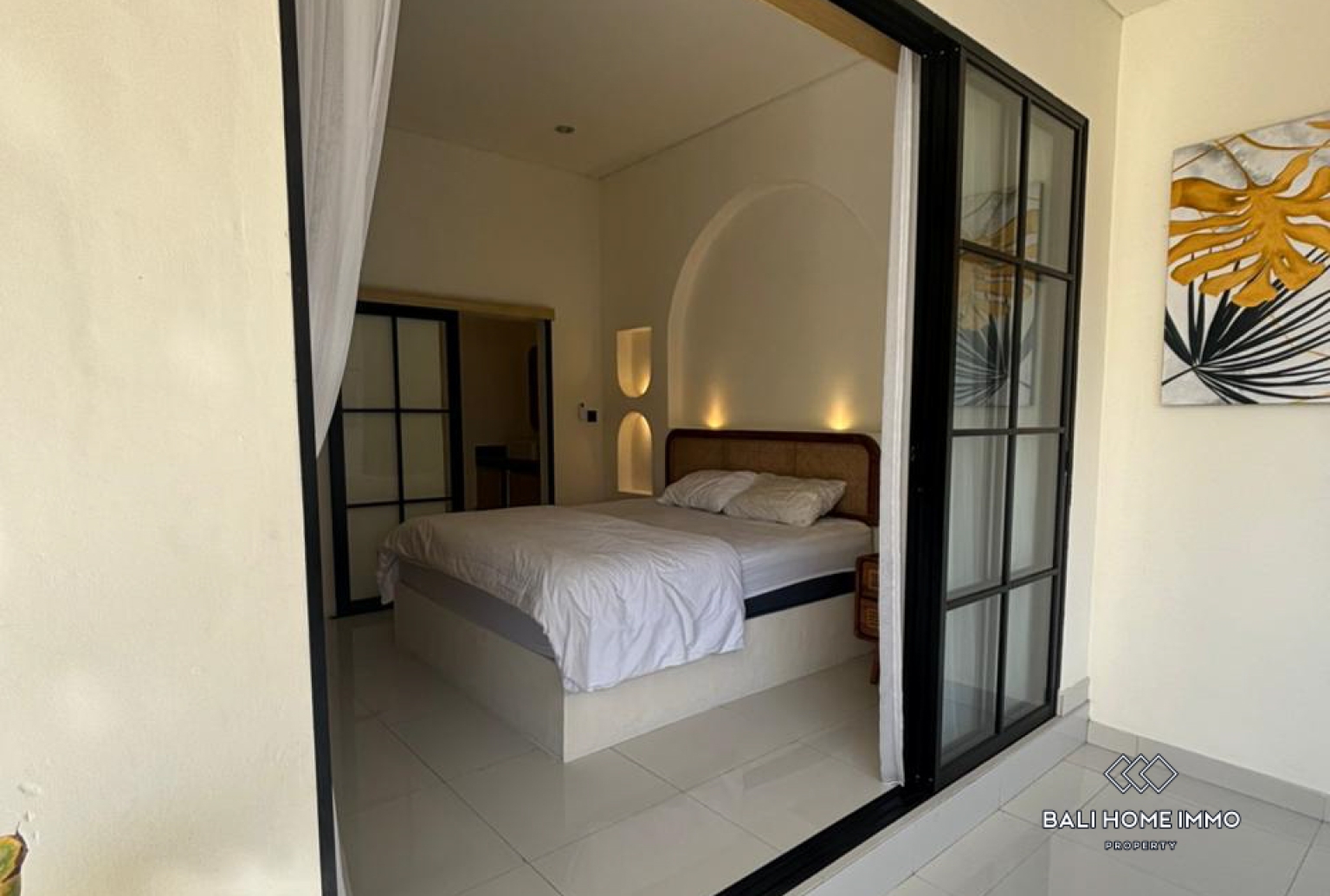 Brand New Semi-Furnished 2 Bedroom Mediterranean Villa For Rent Yearly in Kerobokan view 11