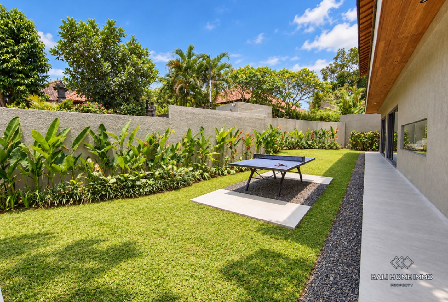 Brand New Stunning 5 Bedroom Villa for Sale Leasehold in Bali Pererenan North Side view 25