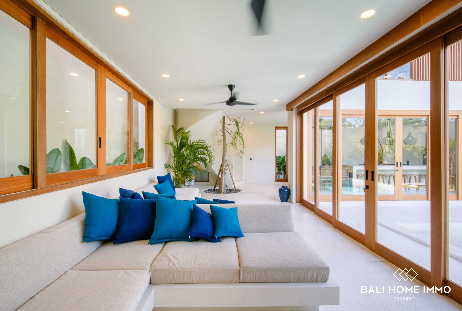Villa tropicale neuve de 2 chambres à vendre et à louer près de la plage de Balangan view 10