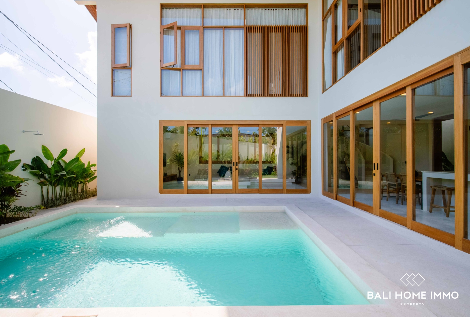 Villa tropicale neuve de 2 chambres à vendre et à louer près de la plage de Balangan view 4