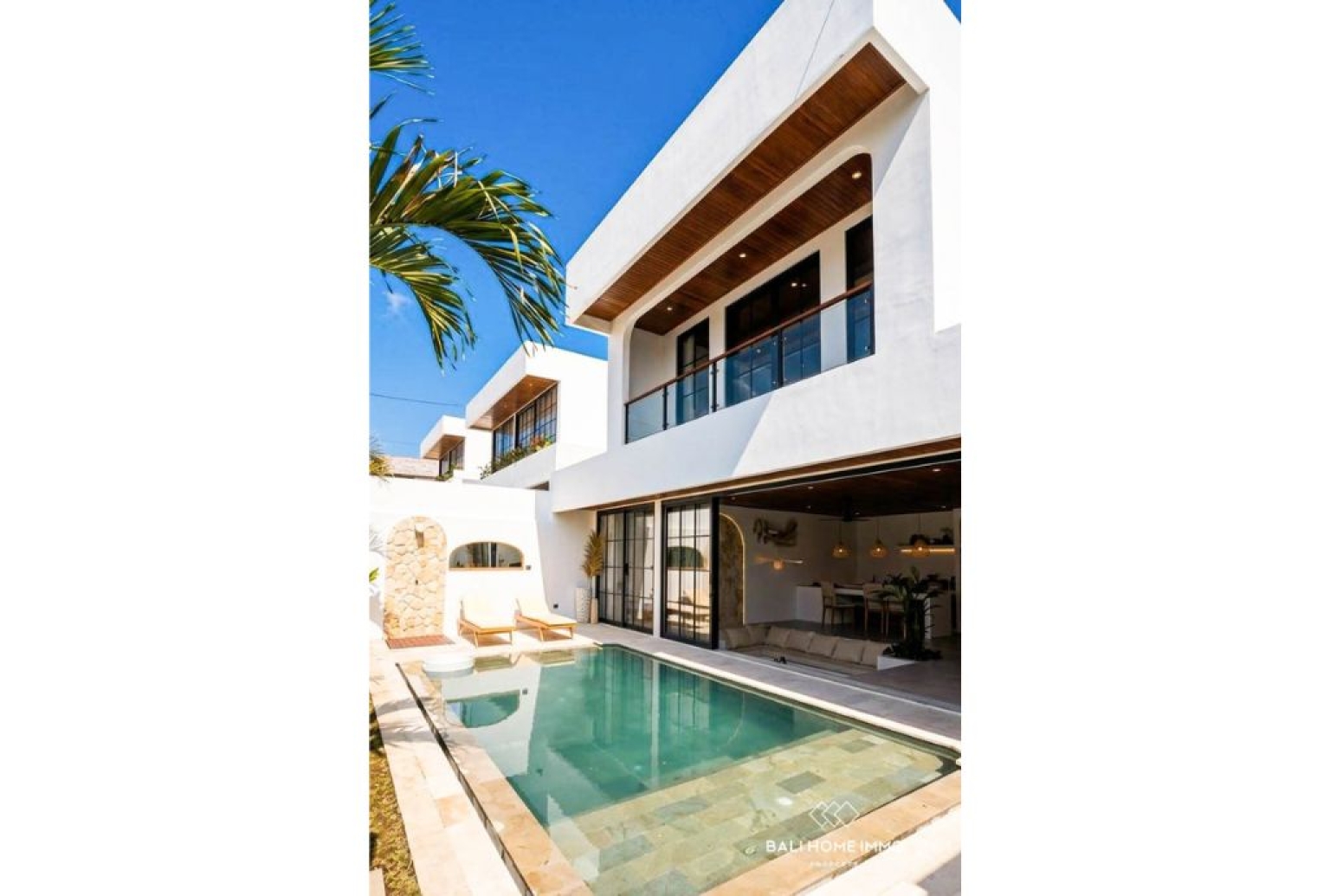 Brand New Tropical 3 Bedroom Villa For Rent in Pererenan view 2