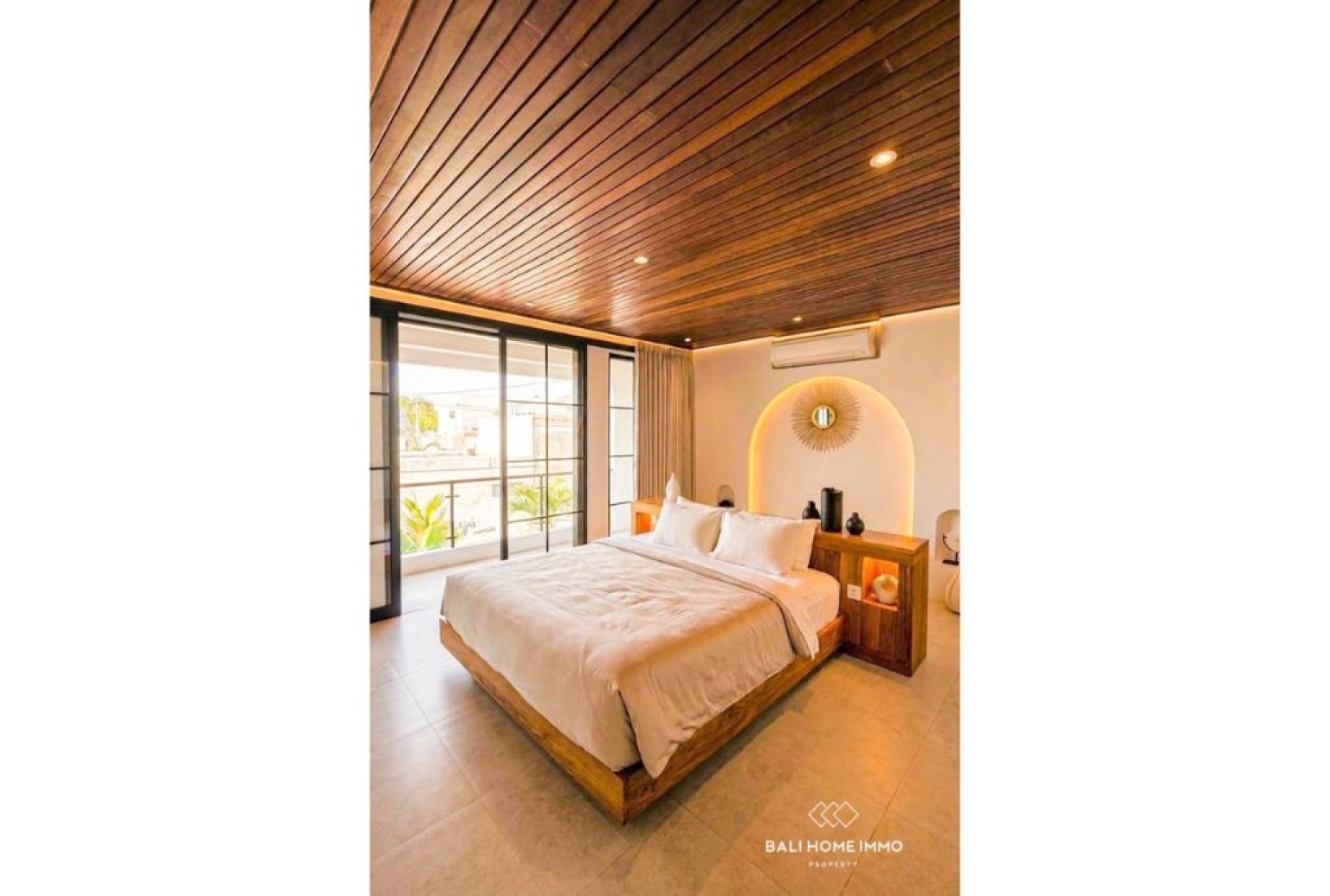 Brand New Tropical 3 Bedroom Villa For Rent in Pererenan view 5