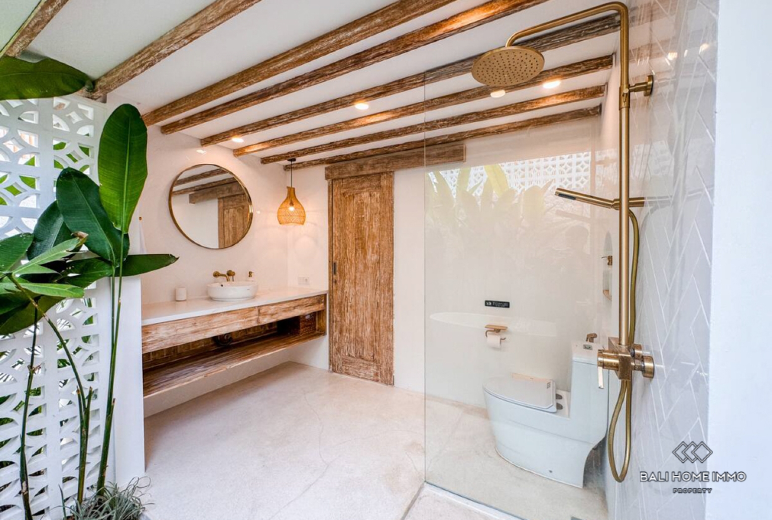 Charming 1 Bedroom Villa for Sale Leasehold in Bali Canggu Berawa view 16