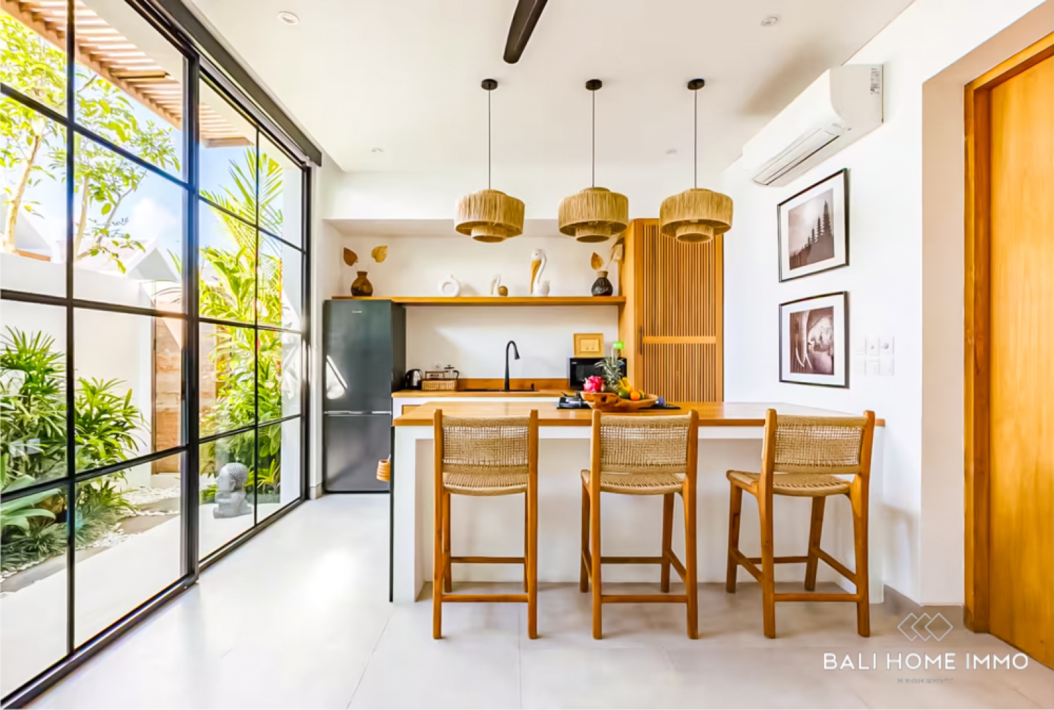 CHARMING 1 BEDROOM VILLA FOR SALE LEASEHOLD IN BINGIN view 3